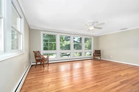 121 Parkview Place Mount Kisco NY 10549