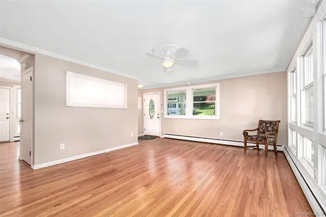 121 Parkview Place Mount Kisco NY 10549
