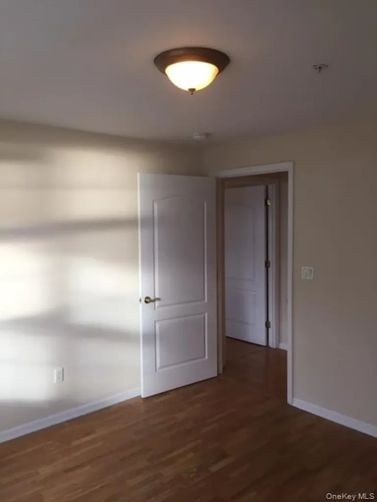 26 W Broadway Long Beach NY 11561