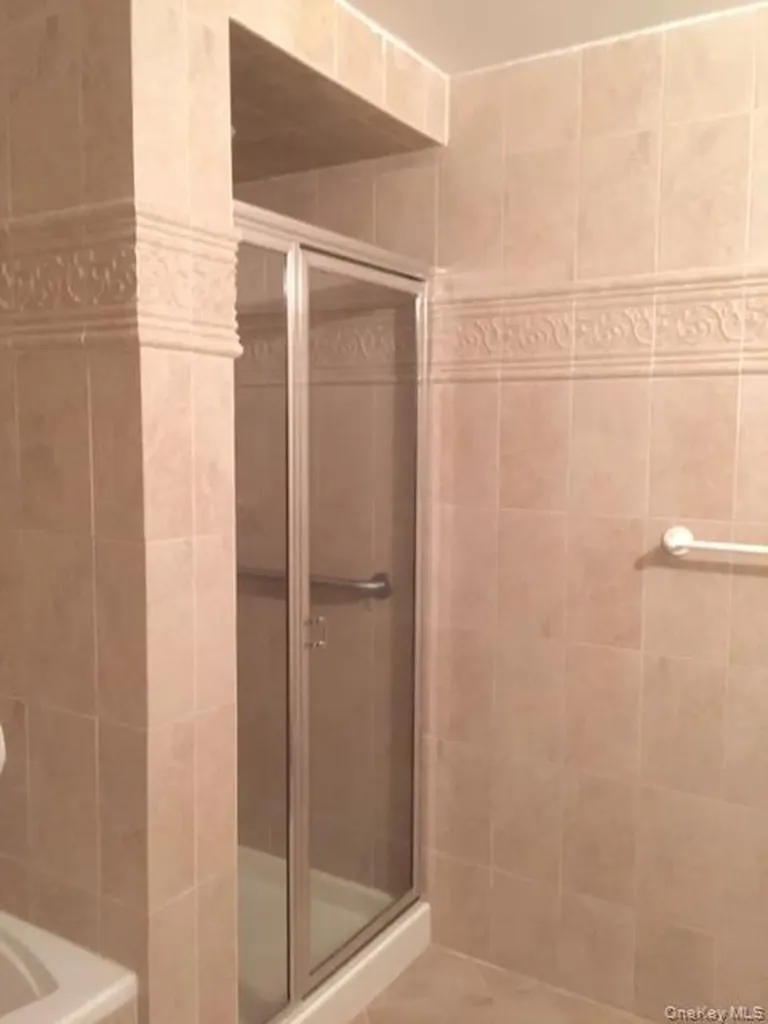 26 W Broadway Long Beach NY 11561