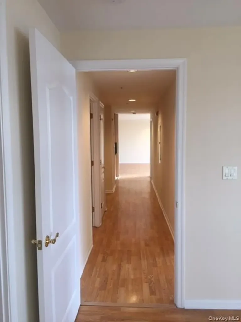 26 W Broadway Long Beach NY 11561