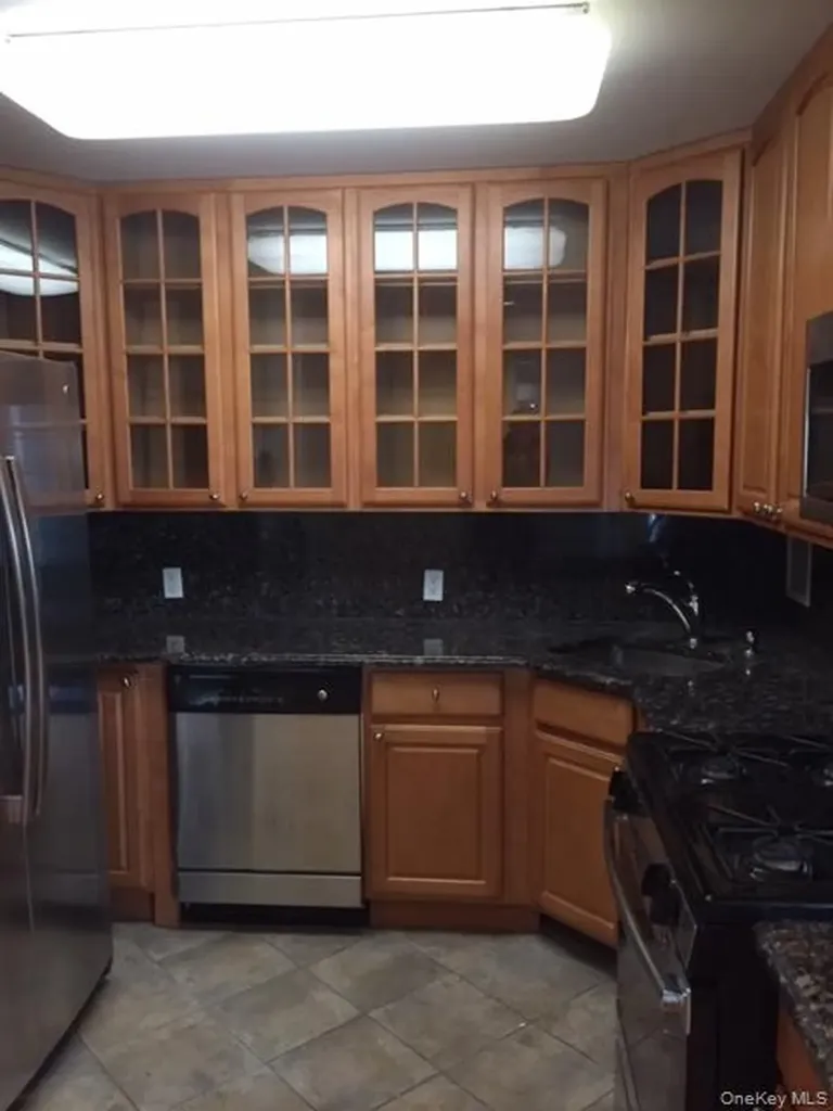 26 W Broadway Long Beach NY 11561