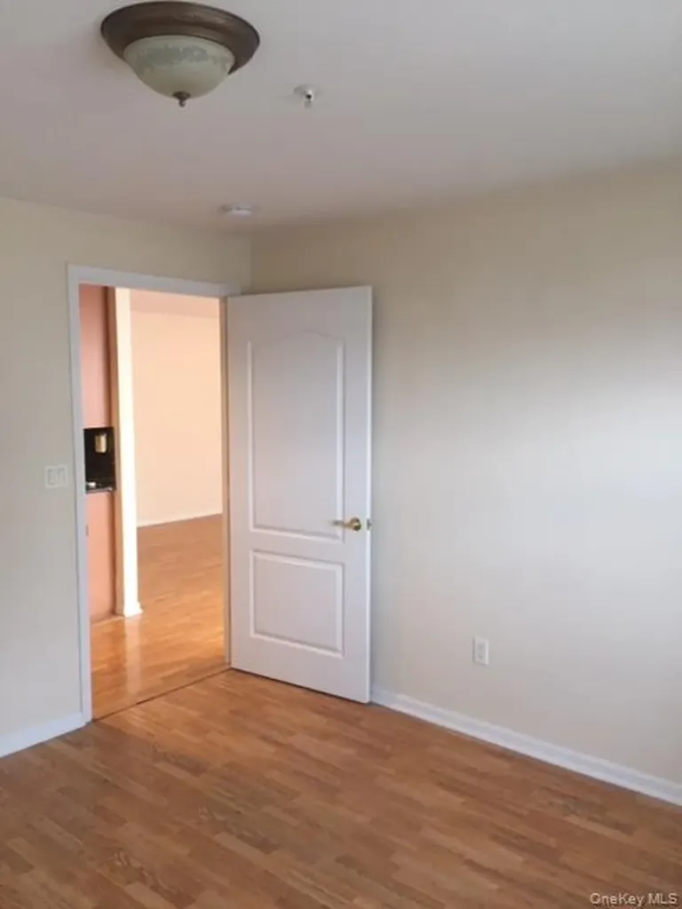 26 W Broadway Long Beach NY 11561