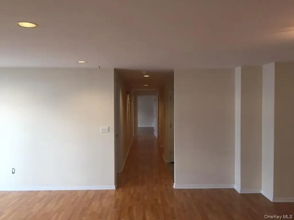 26 W Broadway Long Beach NY 11561