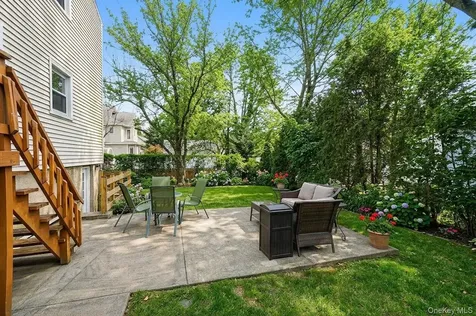 425 First Avenue Pelham NY 10803