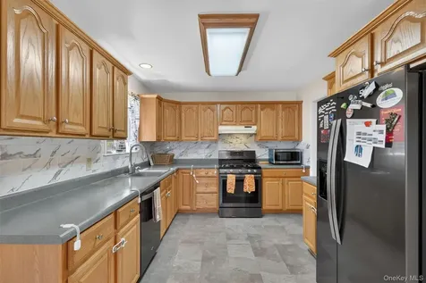 7 North Street Wappingers Falls NY 12590