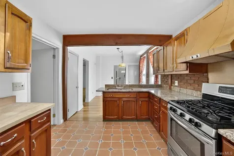 33 Maurice Avenue Ossining NY 10562