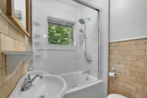 33 Maurice Avenue Ossining NY 10562