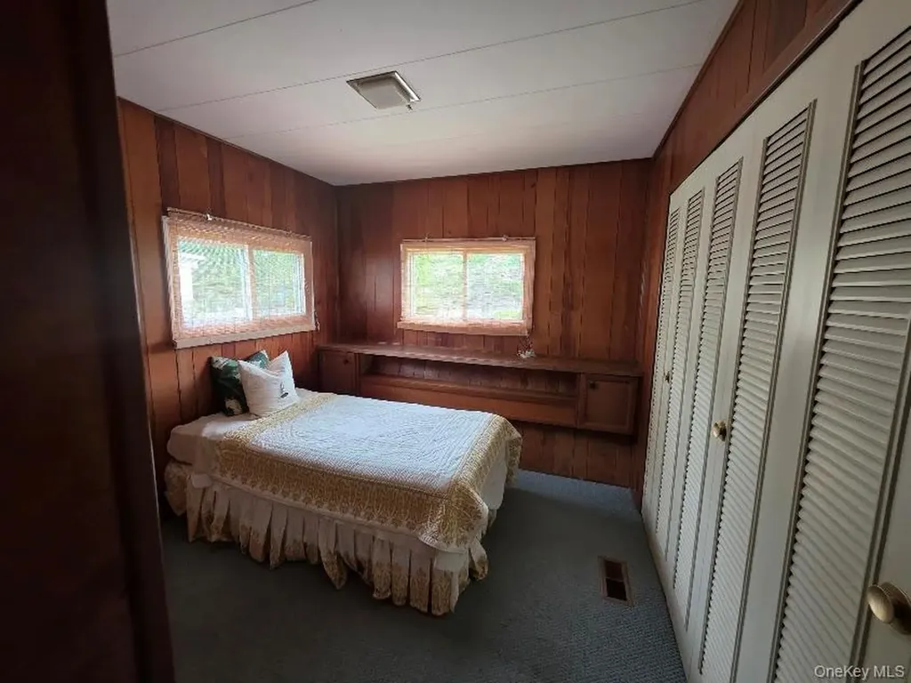1964 River Calverton NY 11933