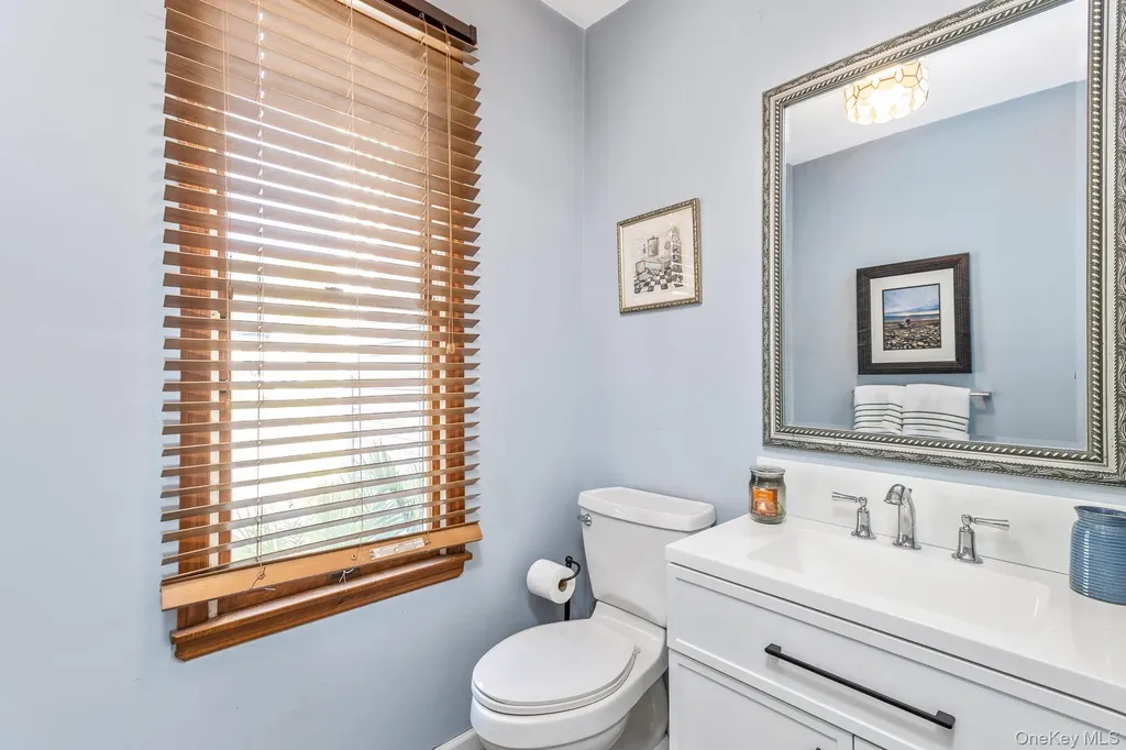 41 Astor Avenue Saint James NY 11780
