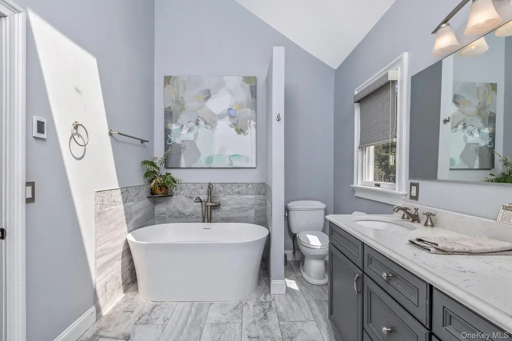 41 Astor Avenue Saint James NY 11780
