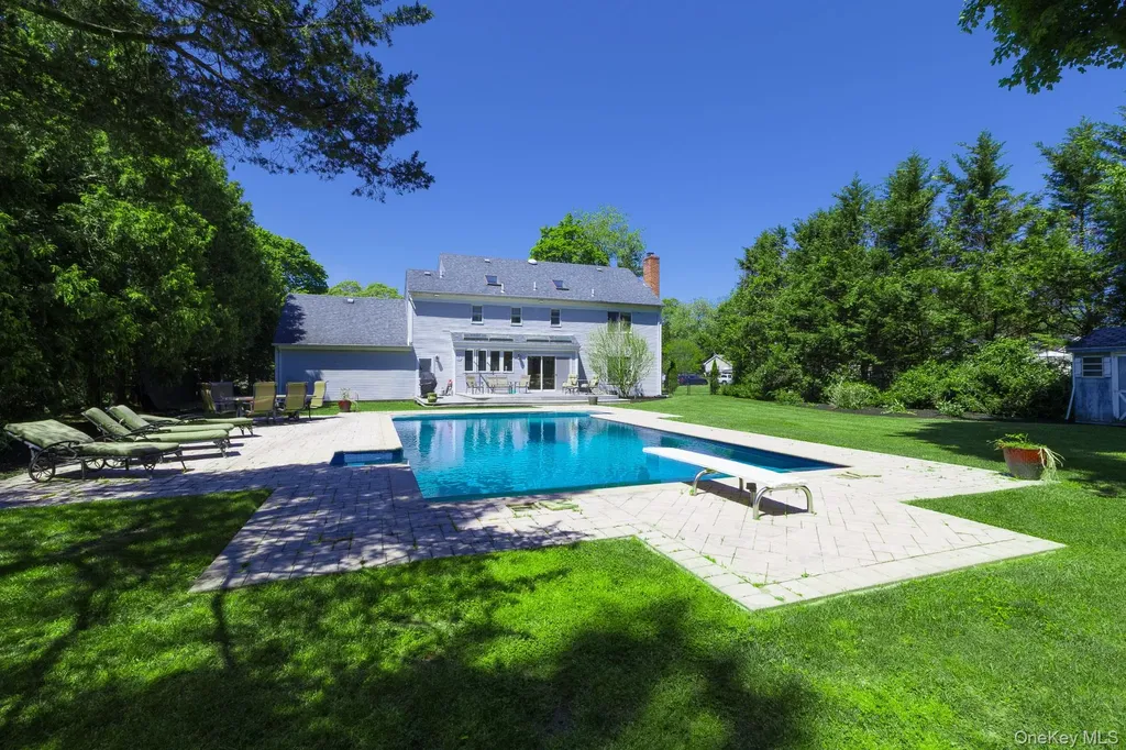 41 Astor Avenue Saint James NY 11780