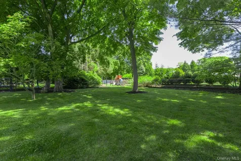 41 Astor Avenue Saint James NY 11780
