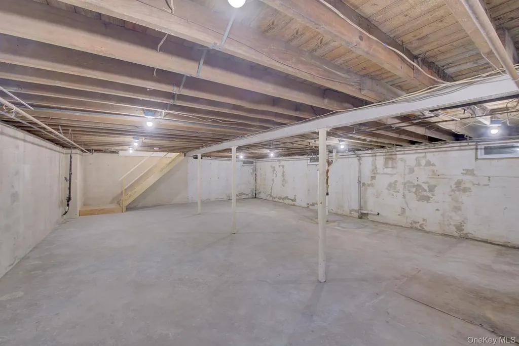 771 Maple Place West Hempstead NY 11552