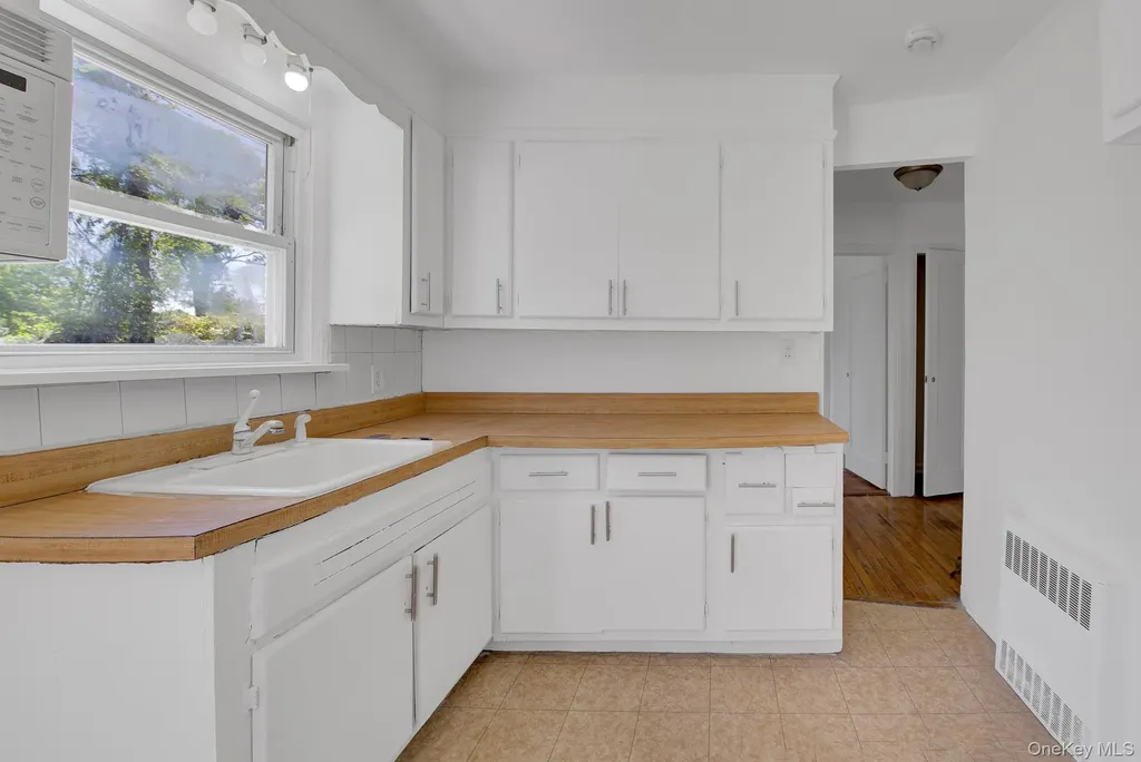 771 Maple Place West Hempstead NY 11552