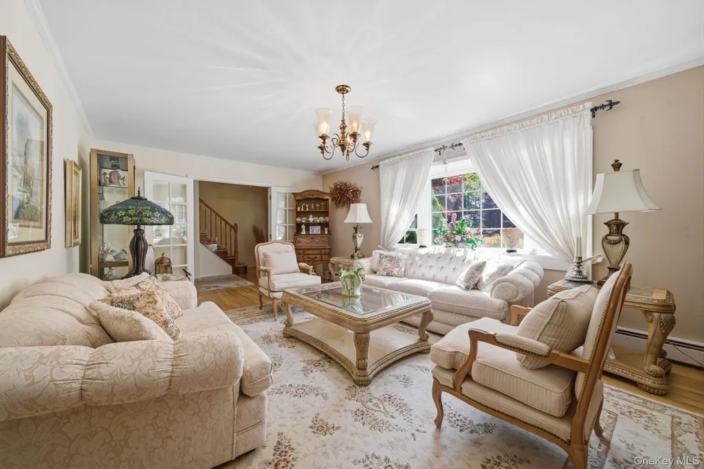 2 Rainbow Lane East Moriches NY 11940