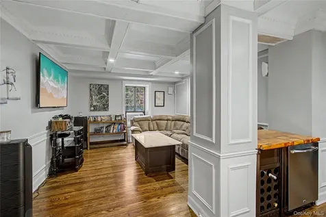 45 W Pondfield Road Bronxville NY 10708