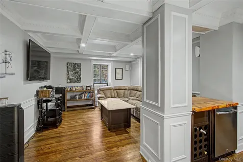 45 W Pondfield Road Bronxville NY 10708