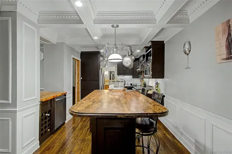 45 W Pondfield Road Bronxville NY 10708