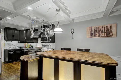 45 W Pondfield Road Bronxville NY 10708