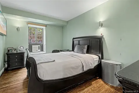 45 W Pondfield Road Bronxville NY 10708