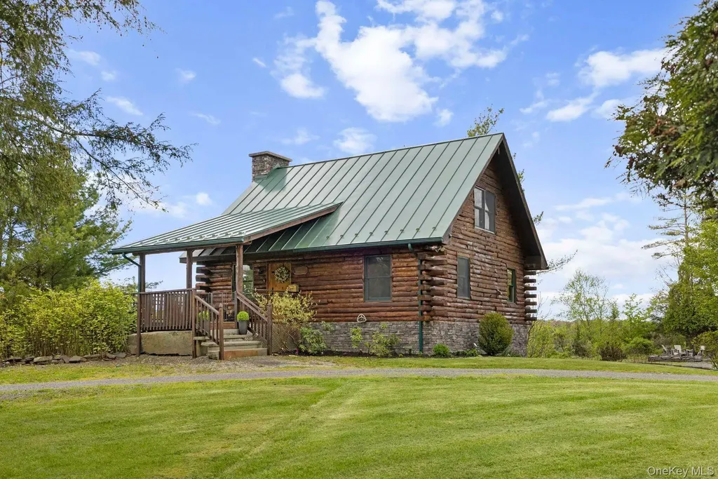 125 Stone Road West Hurley NY 12491