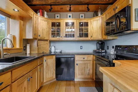 125 Stone Road West Hurley NY 12491