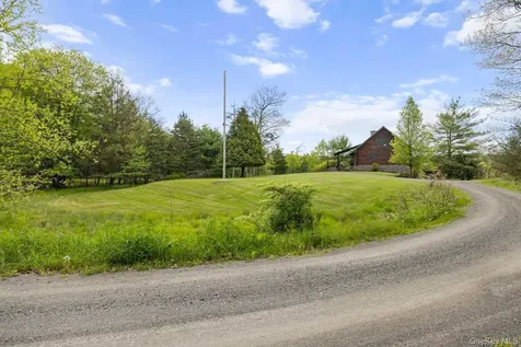125 Stone Road West Hurley NY 12491