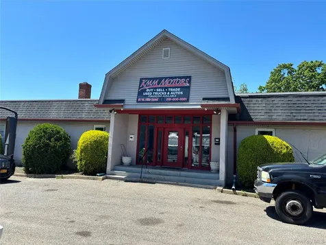 81 W Hills Road Huntington Station NY 11746