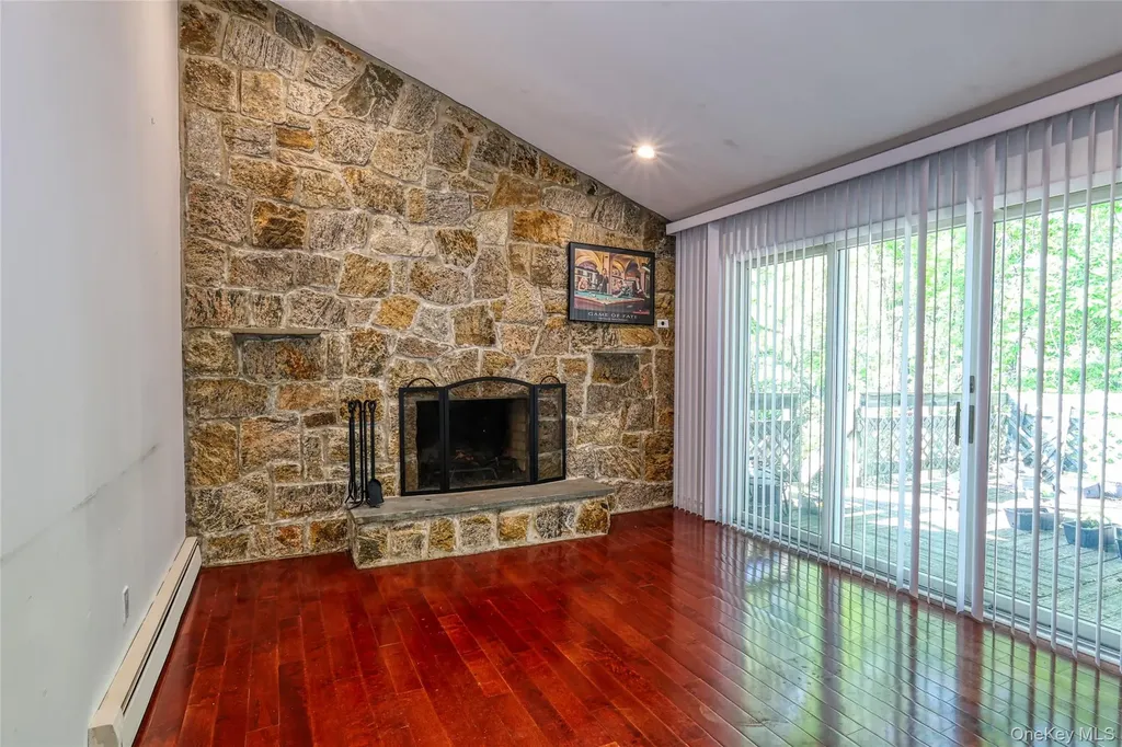 20 Valley Drive East Moriches NY 11940