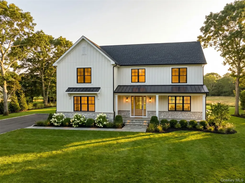 2 N/c Aspen Run East Moriches NY 11940