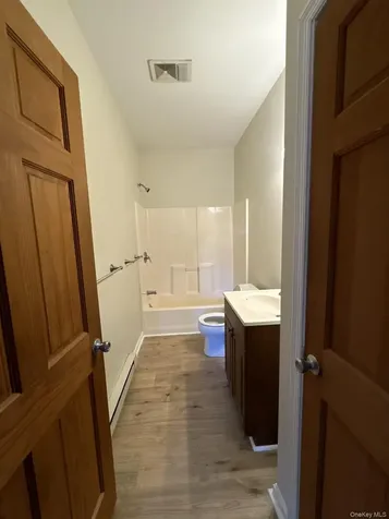 400 Round Lake Road Rhinebeck NY 12572