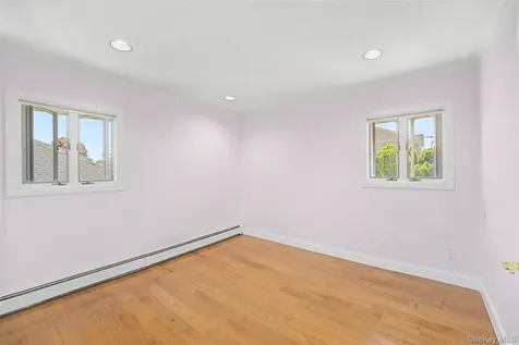 15 Hillvale Road Syosset NY 11791