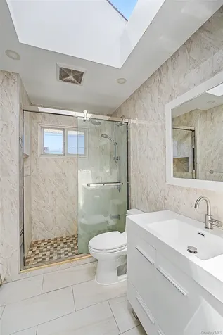 15 Hillvale Road Syosset NY 11791
