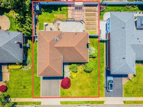 15 Hillvale Road Syosset NY 11791