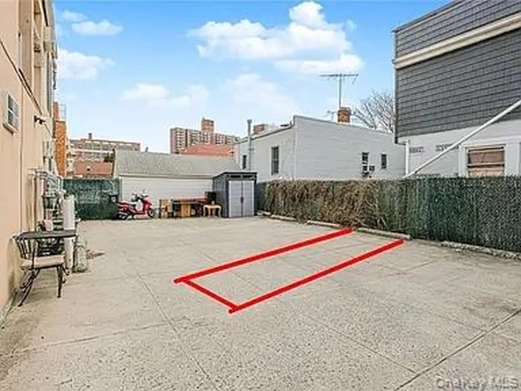 177 Bay 49th Street Brooklyn NY 11214