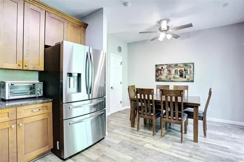 131 Meadow Lane Nanuet NY 10954