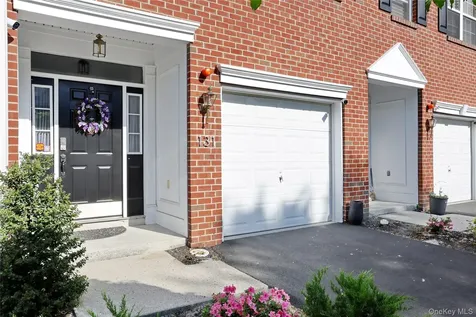 131 Meadow Lane Nanuet NY 10954