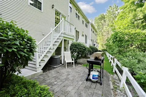 131 Meadow Lane Nanuet NY 10954