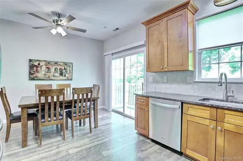 131 Meadow Lane Nanuet NY 10954