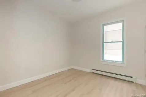 106 Winnikee Avenue Poughkeepsie NY 12601