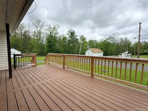 19 Quartz Lane Greenville NY 12771