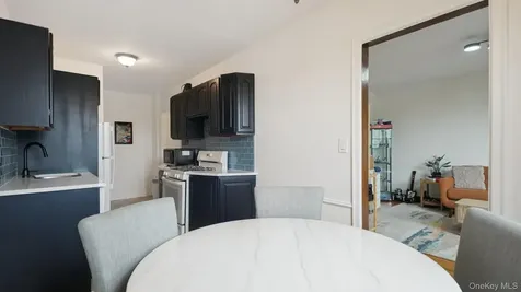 100 Parkway Bronxville NY 10708