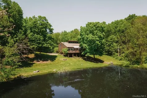 78 Rymph Road Staatsburg NY 12580