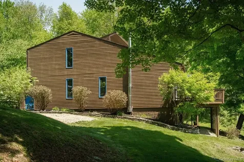 78 Rymph Road Staatsburg NY 12580