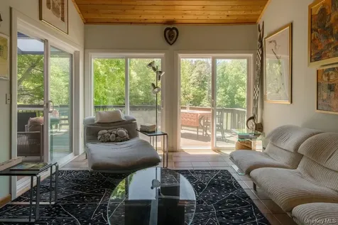 78 Rymph Road Staatsburg NY 12580