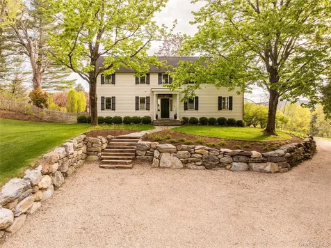 54 Far View Lane Hillsdale NY 12529