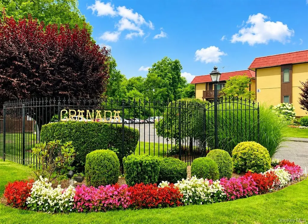 3 Granada Crescent White Plains NY 10603