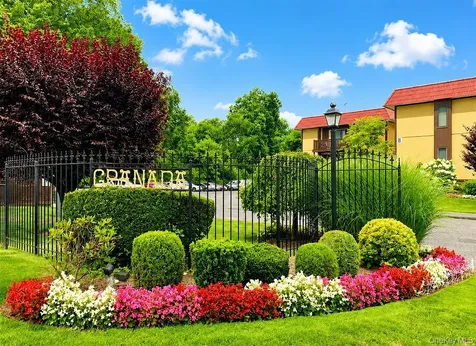 3 Granada Crescent White Plains NY 10603