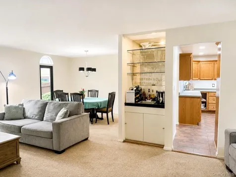 3 Granada Crescent White Plains NY 10603